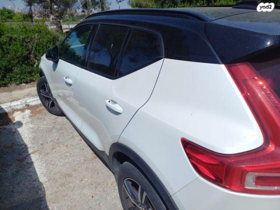 וולוו XC40 T4 R-Design אוט' 2.0 (190 כ''ס) בנזין 2018 למכירה בחיפה
