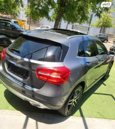מרצדס GLA GLA200 Activity Edition אוט' 1.6 (156 כ''ס) בנזין 2016 למכירה בראשון לציון