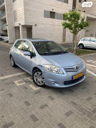 טויוטה אוריס GLI אוט' 1.6 (124 כ"ס) בנזין 2011 למכירה ברמת גן