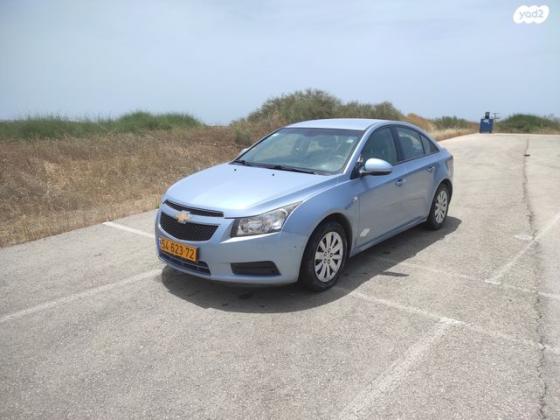 שברולט קרוז LS סדאן אוט' 1.6 (124 כ"ס) בנזין 2011 למכירה באור עקיבא