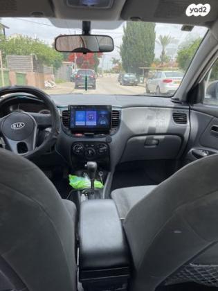 קיה ריו EX סדאן אוט' 1.4 (97 כ''ס) בנזין 2009 למכירה בנתניה