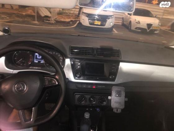 סקודה פאביה ספייס Ambition אוט' 1.2 (110 כ''ס) בנזין 2017 למכירה בתל אביב יפו