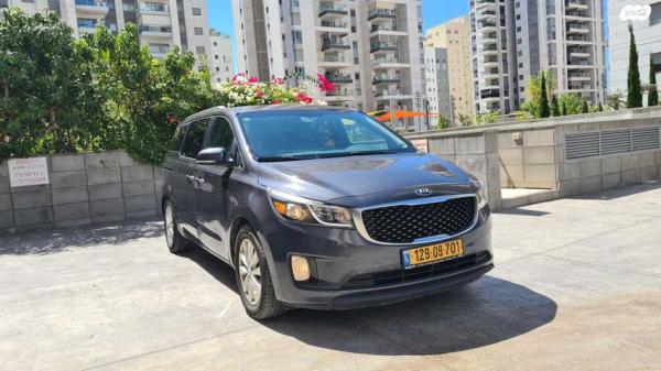 קיה קרניבל EX אוט' 8 מק' 3.3 (276 כ"ס) בנזין 2017 למכירה בחולון