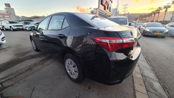 טויוטה קורולה Sun אוט' 1.6 (132 כ"ס) בנזין 2015 למכירה בחיפה