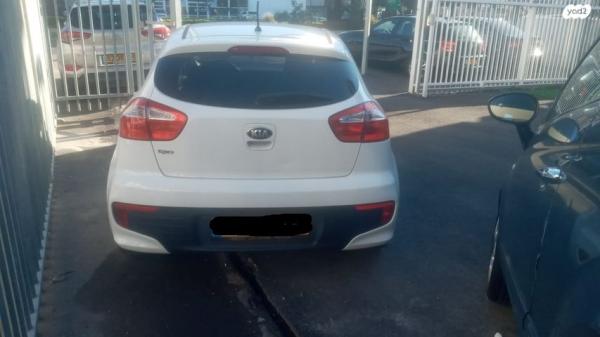 קיה ריו LX הצ'בק ידני 1.2 (82 כ''ס) בנזין 2016 למכירה בפרדס חנה כרכור