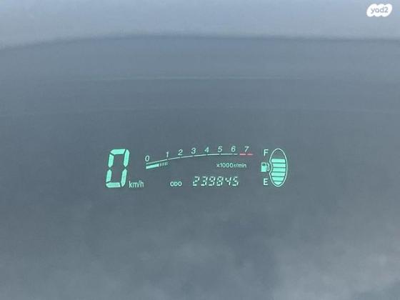 טויוטה יאריס Sol אוט' 1.3 (87 כ''ס) בנזין 2003 למכירה בזרחיה