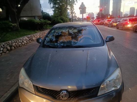אם. ג'י. / MG 350 De Luxe אוט' 1.5 (105 כ"ס) בנזין 2012 למכירה בנתניה