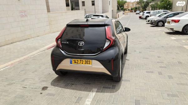 טויוטה אייגו קרוס (AYGO X) Pulse הצ'בק 4X2 אוט' 1.0 (72 כ"ס) בנזין 2022 למכירה בבאר שבע