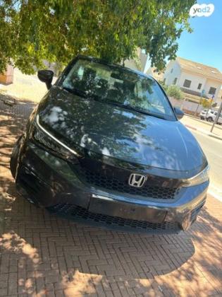 הונדה סיוויק סדאן החדשה Excutive PL אוט' 1.5 (182 כ"ס) בנזין 2023 למכירה בכפר יונה