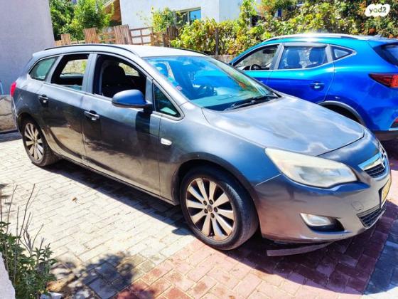 אופל אסטרה Enjoy הצ'בק אוט' 1.6 (115 כ''ס) בנזין 2011 למכירה במעלה החמישה