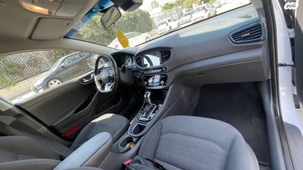 יונדאי איוניק Premium הייבריד אוט' 1.6 (141 כ"ס) בנזין 2017 למכירה בקרית ביאליק