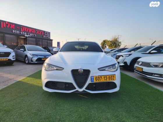 אלפא רומיאו ג'וליה Veloce RWD אוט' 2.0 (280 כ''ס) בנזין 2021 למכירה בעפולה