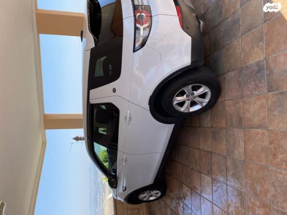 לנד רובר דיסקברי ספורט 4X4 TD4 SE אוט' דיזל 5 מק' 2.0 (150 כ''ס) דיזל 2016 למכירה בנשר