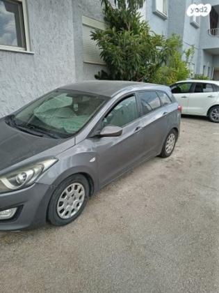 יונדאי i30 Inspire סטיישן אוט' 1.6 (135 כ"ס) בנזין 2013 למכירה בנצרת