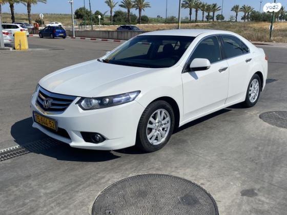 הונדה אקורד Luxury אוט' 2.0 (156 כ''ס) בנזין 2013 למכירה בגדרה