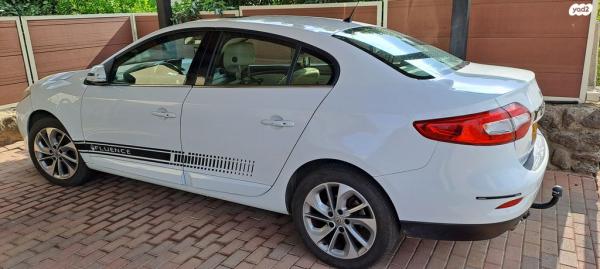 רנו פלואנס Privilege + SR אוט' 1.6 (115 כ''ס) בנזין 2016 למכירה בגבעת אבני