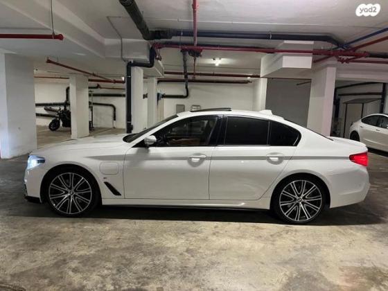 ב.מ.וו סדרה 5 530E IPer Exclusive-M הייבריד אוט' 2.0 (184 כ''ס) היברידי חשמל / בנזין 2020 למכירה בראשון לציון