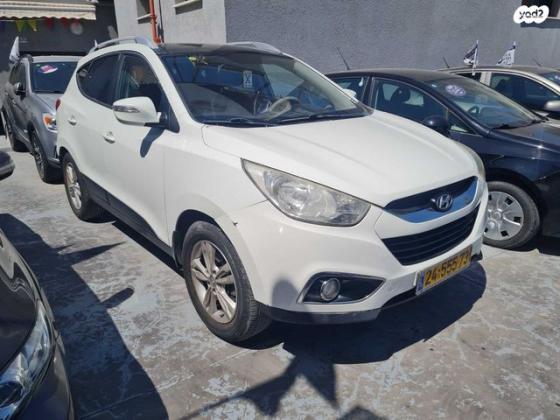 יונדאי iX35 4X4 Supreme אוט' 2.0 (163 כ''ס) בנזין 2010 למכירה ברמלה