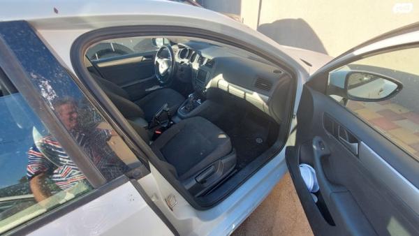 פולקסווגן ג'טה Trendline אוט' 1.4 (125 כ''ס) בנזין 2017 למכירה בתל אביב יפו