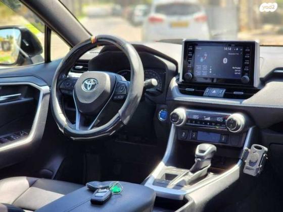 טויוטה RAV4 הייבריד E-motion Sky הייבריד אוט' 2.5 (178 כ''ס) בנזין 2019 למכירה בנתניה