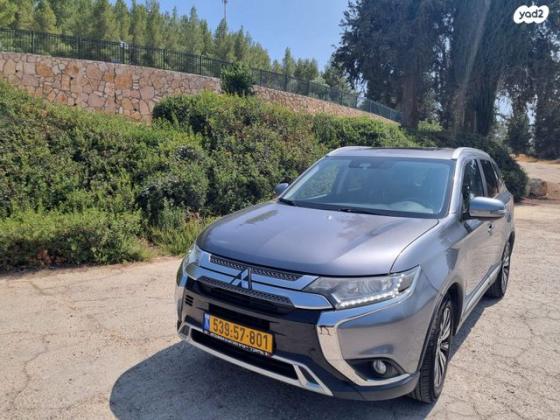 מיצובישי אאוטלנדר Instyle אוט' 7 מק' 2.0 (150 כ"ס) בנזין 2019 למכירה באביעזר