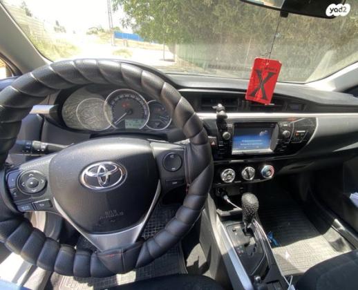 טויוטה קורולה Sun אוט' 1.6 (132 כ"ס) בנזין 2015 למכירה בבאר שבע