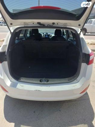 יונדאי i30 Inspire סטיישן אוט' 1.6 (135 כ"ס) בנזין 2015 למכירה באשקלון