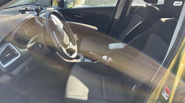 סוזוקי SX4 קרוסאובר GLX אוט' 1.6 (118 כ''ס) בנזין 2015 למכירה ברמות השבים