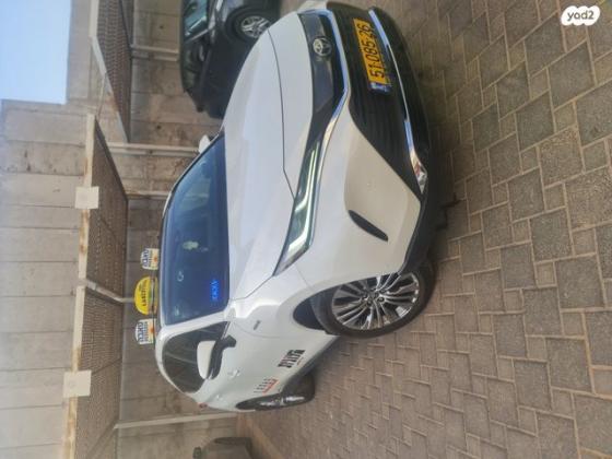 טויוטה ונזה (2021 ואילך) 4X4 Limited אוט' 2.5 (219 כ''ס) בנזין 2022 למכירה באילת