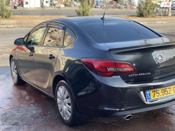 אופל אסטרה Berlina Enjoy סדאן אוט' 1.4 (140 כ"ס) בנזין 2013 למכירה בירושלים