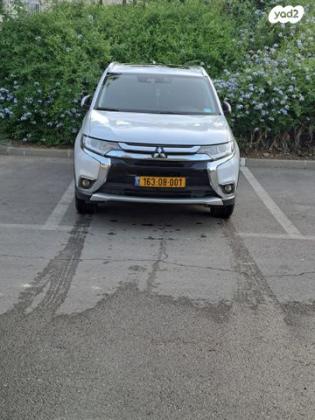 מיצובישי אאוטלנדר Premium אוט' 7 מק' 2.0 (150 כ''ס) בנזין 2017 למכירה בירושלים