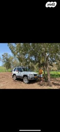 איסוזו טרופר קצר 4X4 S אוט' דיזל 3.0 (159 כ''ס) דיזל 2001 למכירה ברמת גן