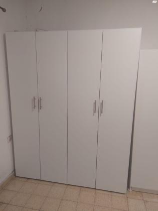 ארון שנקנה לפני שנתיים, גדול ומצויין