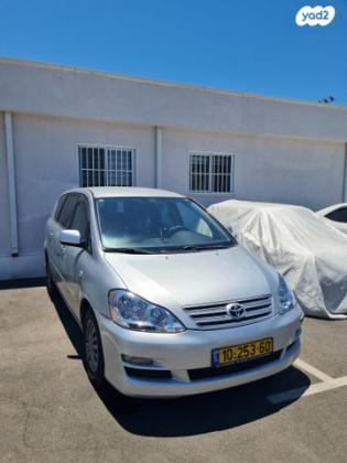 טויוטה אוונסיס ורסו GLI אוט' 8 מק' 2.0 (150 כ''ס) בנזין 2006 למכירה בחולון