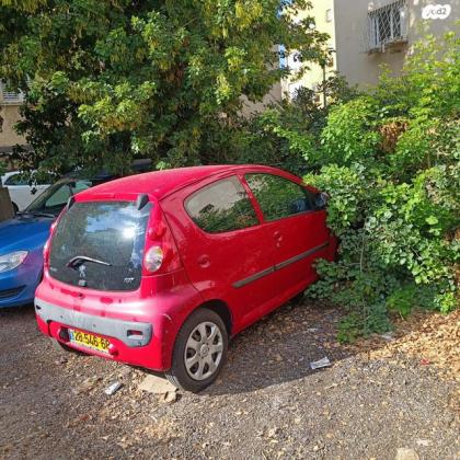 פיג'ו 107 Trendy אוט' 1.0 (70 כ''ס) בנזין 2009 למכירה בפתח תקווה