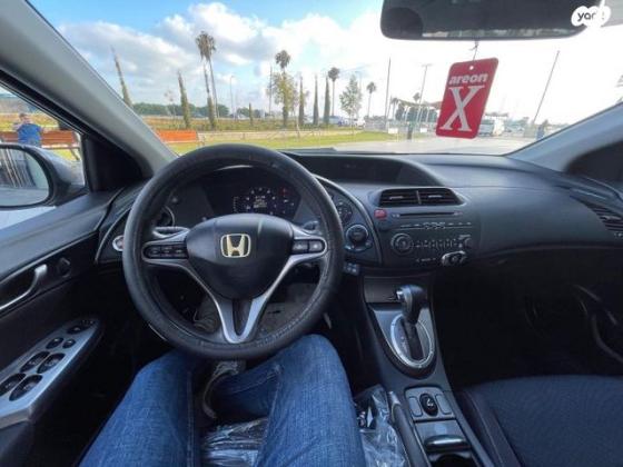 הונדה סיוויק האצ'בק החדשה Comfort אוט' 1.8 (140 כ''ס) בנזין 2010 למכירה ביהוד מונוסון