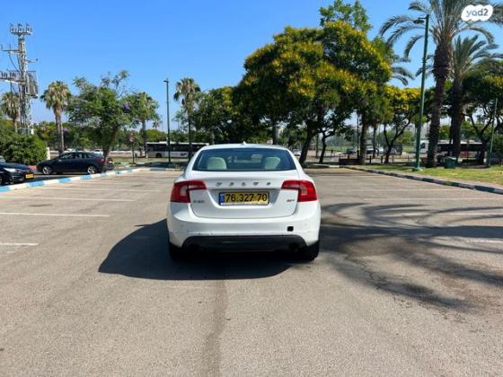 וולוו S60 Kinetic אוט' 2.0 (203 כ''ס) בנזין 2011 למכירה בתל אביב יפו