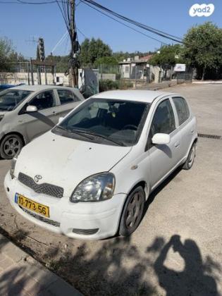 טויוטה יאריס Sol אוט' 1.3 (87 כ''ס) בנזין 2004 למכירה בראש צורים