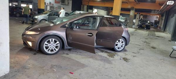 הונדה סיוויק האצ'בק החדשה Sport אוט' 1.8 (140 כ''ס) בנזין 2010 למכירה בבית שמש