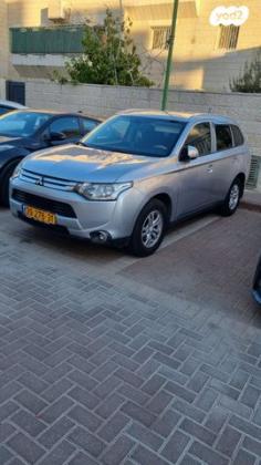 מיצובישי אאוטלנדר Instyle אוט' 5 מק' 2.0 (150 כ"ס) בנזין 2014 למכירה בירושלים