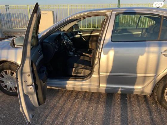 סקודה אוקטביה Ambiente אוט' 1.2 (105 כ''ס) בנזין 2011 למכירה בכמון