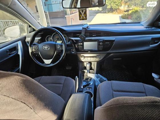 טויוטה קורולה GLI-FL אוט' 1.6 (132 כ''ס) [2013-2016] בנזין 2016 למכירה בכפר מנדא