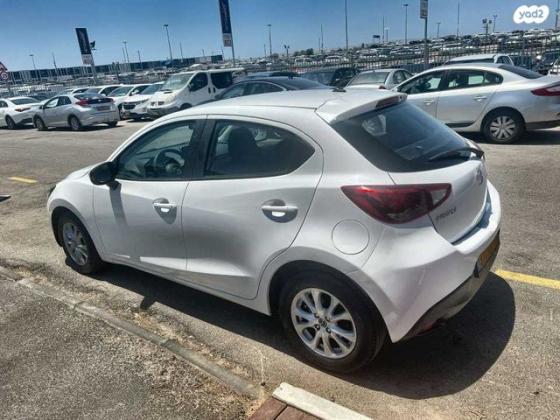 מאזדה H Dynamic אוט' 1.5 (112 כ"ס) בנזין 2017 למכירה בתל אביב יפו