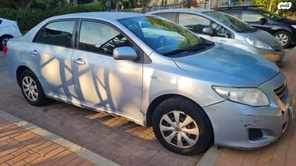 טויוטה קורולה GLI Plus רובוטית 1.6 (124 כ"ס) בנזין 2008 למכירה ברמת השרון