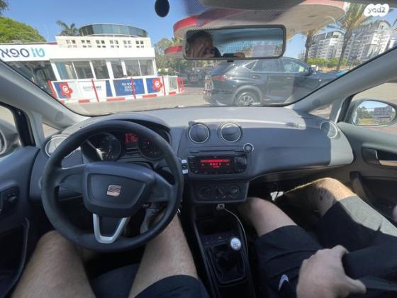 סיאט איביזה Reference ידני 5 דל' 1.4 (85 כ"ס) בנזין 2012 למכירה בתל אביב יפו