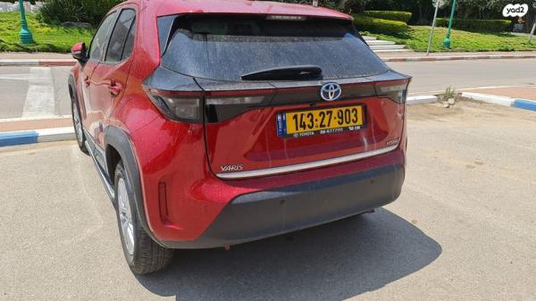 טויוטה יאריס קרוס HSD Urban אוט' 1.5 (92 כ''ס) בנזין 2022 למכירה בניר ישראל