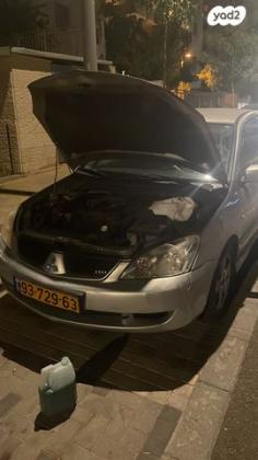 מיצובישי לנסר קלאסיק Executive אוט' 1.6 (98 כ''ס) בנזין 2008 למכירה בחולון