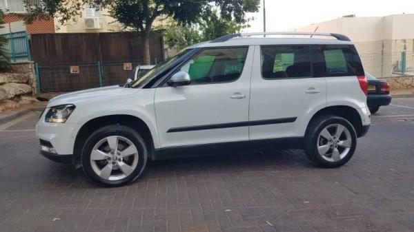 סקודה ייטי / Yeti Elegance אוט' 1.2 (105 כ"ס) בנזין 2015 למכירה בבני ברק