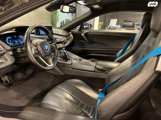 ב.מ.וו i8 4X4 Luxury קופה הייבריד אוט' 1.5 (362 כ"ס) היברידי חשמל / בנזין 2016 למכירה בראשון לציון