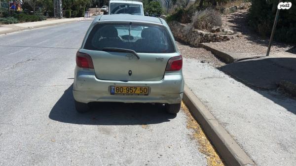 טויוטה יאריס Luna ידני 1.3 (87 כ''ס) בנזין 2003 למכירה באיתמר